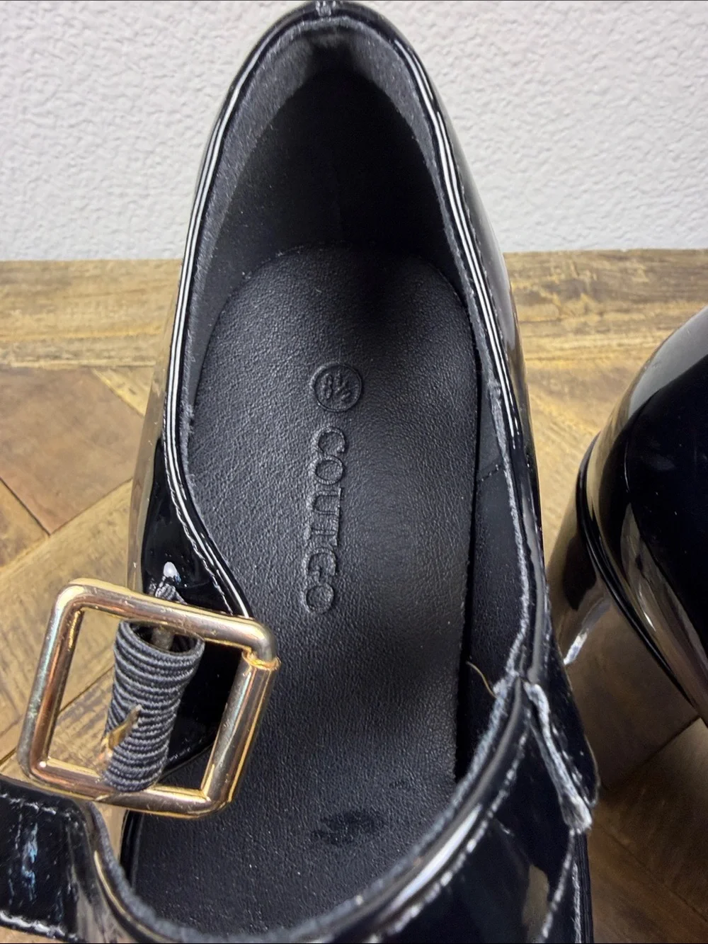 Size 8.5 Coutgo Glossy Black Platform Mary Jane Heels with Buckle Strap